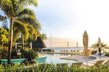 Chateau Royal Beach Resort And Spa