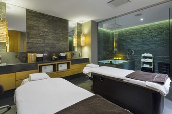 Chateau Royal Beach Resort And Spa