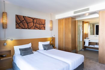 Chateau Royal Beach Resort And Spa