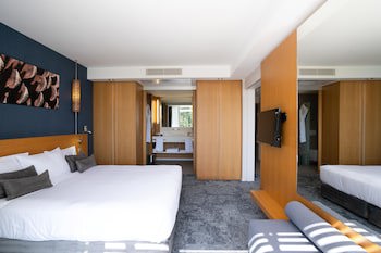 Chateau Royal Beach Resort And Spa