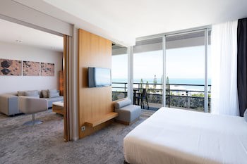 Chateau Royal Beach Resort And Spa
