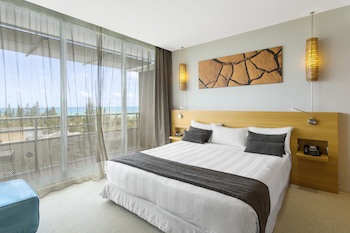 Chateau Royal Beach Resort And Spa