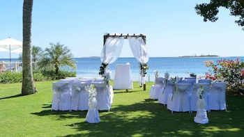 Chateau Royal Beach Resort And Spa