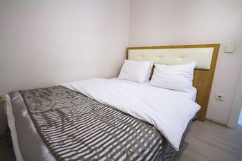 Feyza Apartments