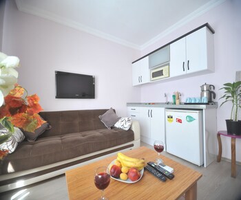 Feyza Apartments