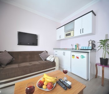 Feyza Apartments