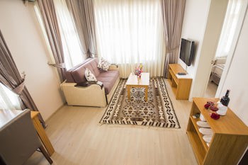 Feyza Apartments