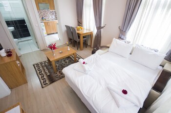 Feyza Apartments
