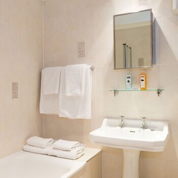 The Glen Mhor Apartments