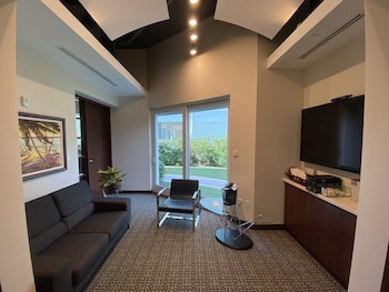 Caribbean Club Luxury Condo Hotel
