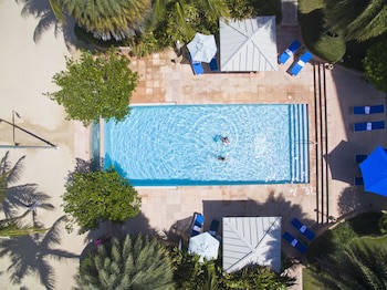 Caribbean Club Luxury Condo Hotel