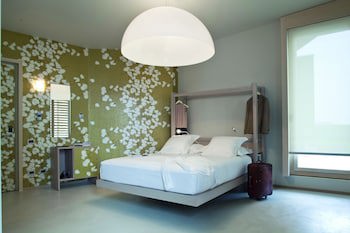 NU Hotel galeri fotoğrafı