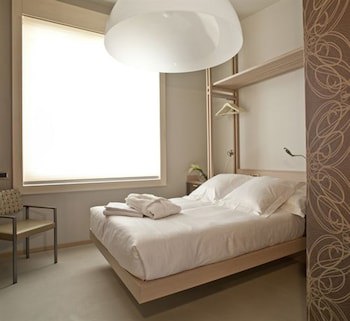 NU Hotel galeri fotoğrafı