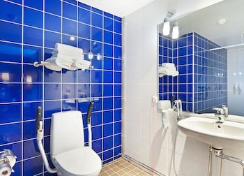 2Ndhomes Central Station Studio