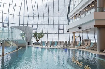 Aqua Dome