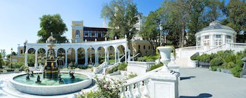 Fairmont Baku - Flame Towers