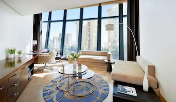 Fairmont Baku - Flame Towers