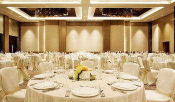 Fairmont Baku - Flame Towers