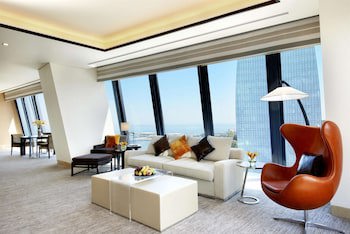 Fairmont Baku - Flame Towers