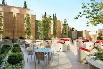 Fairmont Baku - Flame Towers