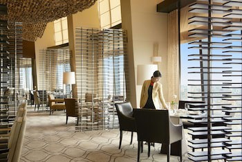 Fairmont Baku - Flame Towers
