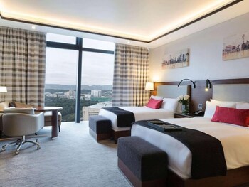 Fairmont Baku - Flame Towers