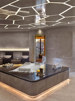 Fairmont Baku - Flame Towers