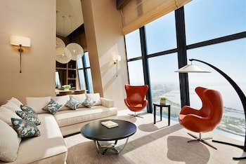 Fairmont Baku - Flame Towers