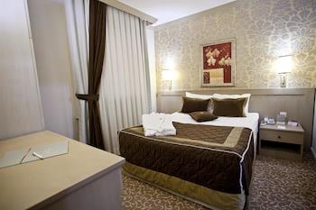 Sergah Hotel