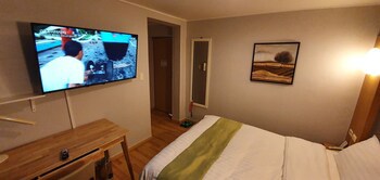 Appletree Hotel