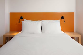 Fairfield By Marriott Bogota Embajada