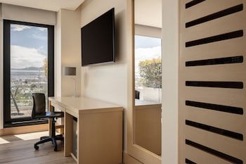 Fairfield By Marriott Bogota Embajada