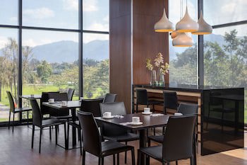 Fairfield By Marriott Bogota Embajada