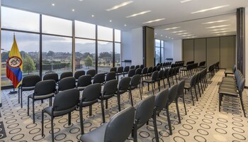 Fairfield By Marriott Bogota Embajada