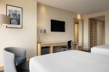 Fairfield By Marriott Bogota Embajada