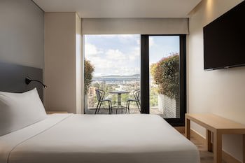 Fairfield By Marriott Bogota Embajada
