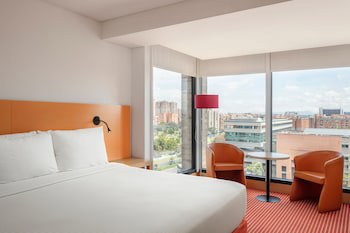 Fairfield By Marriott Bogota Embajada