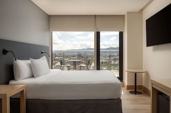 Fairfield By Marriott Bogota Embajada