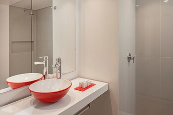 Fairfield By Marriott Bogota Embajada