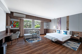 Oakwood Hotel & Apartments Taman Mini Jakarta