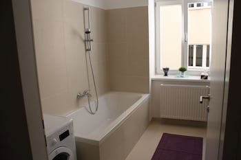 Govienna Modern Apartment