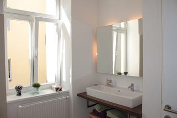 Govienna Modern Apartment