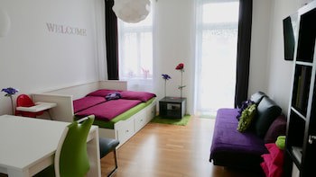 Govienna Modern Apartment