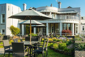 The Cliffden Hotel