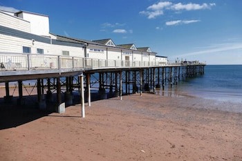 The Cliffden Hotel
