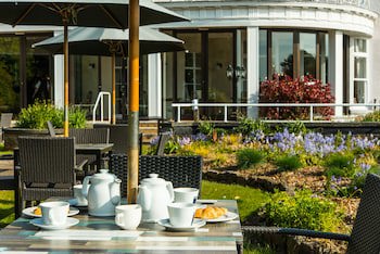 The Cliffden Hotel