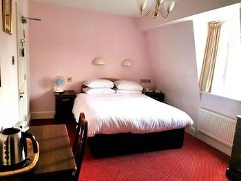 The Cliffden Hotel