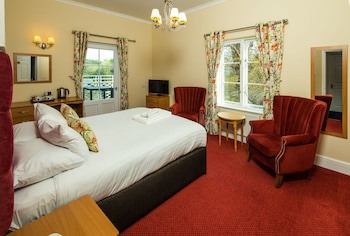 The Cliffden Hotel