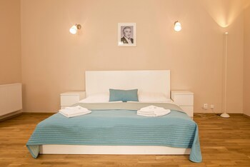 Film Hotel