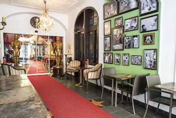 Film Hotel